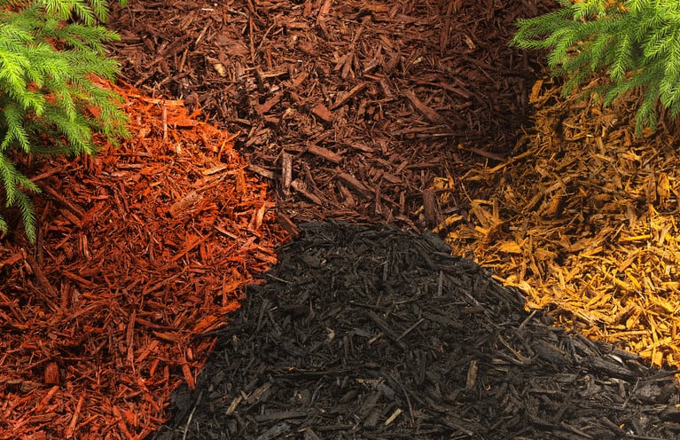 using mulch for garden weed control