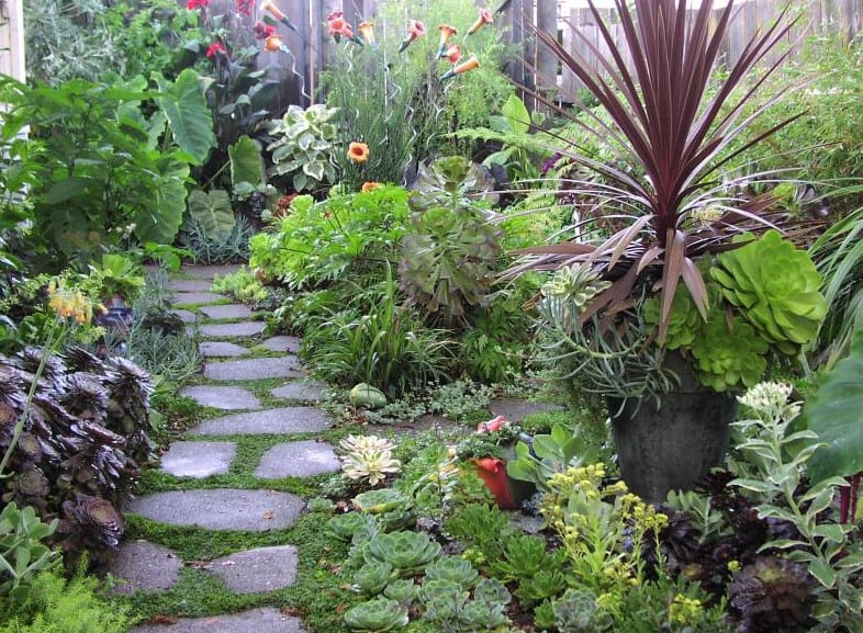 eco friendly landscaping design ideas