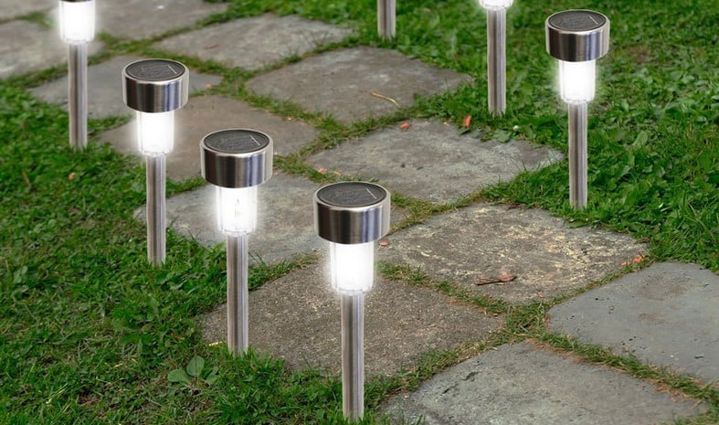 water resistant solar pathway lights