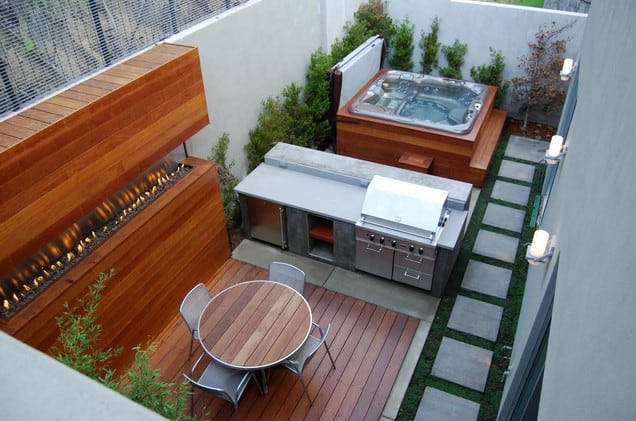 outdoor kitchen setup